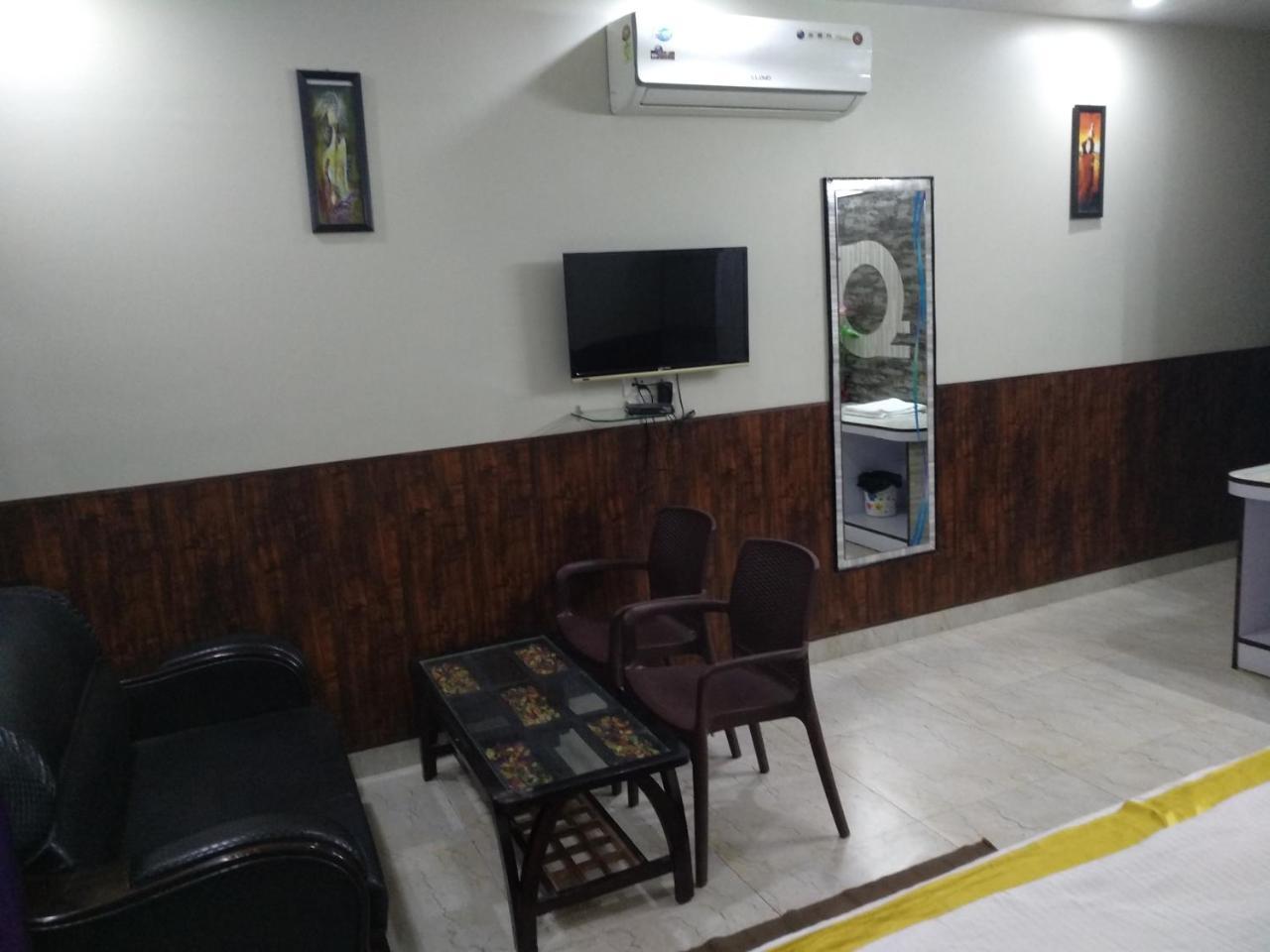 Rb宫殿酒店 Dhaulpur 外观 照片