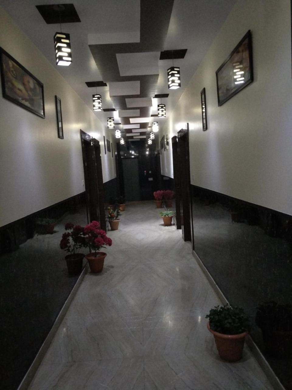 Rb宫殿酒店 Dhaulpur 外观 照片