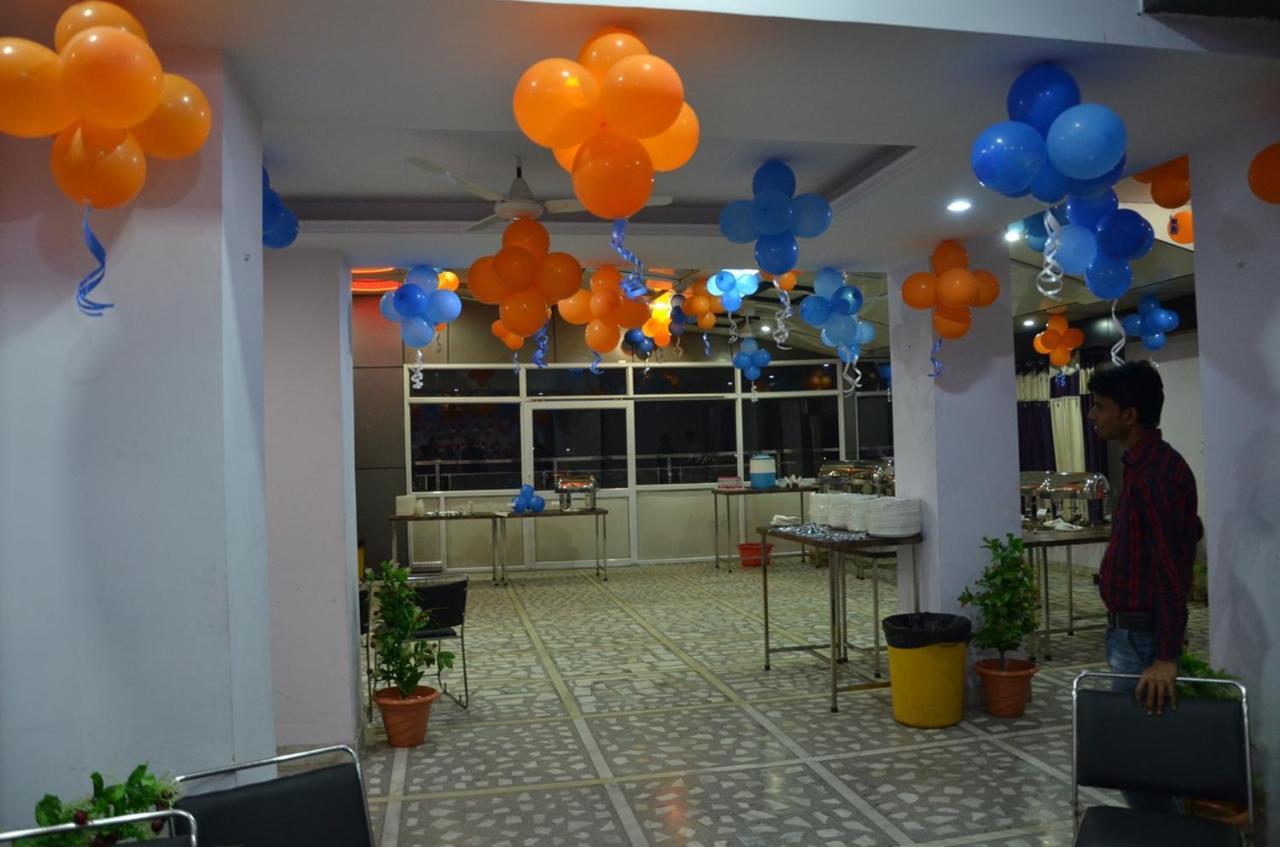 Rb宫殿酒店 Dhaulpur 外观 照片