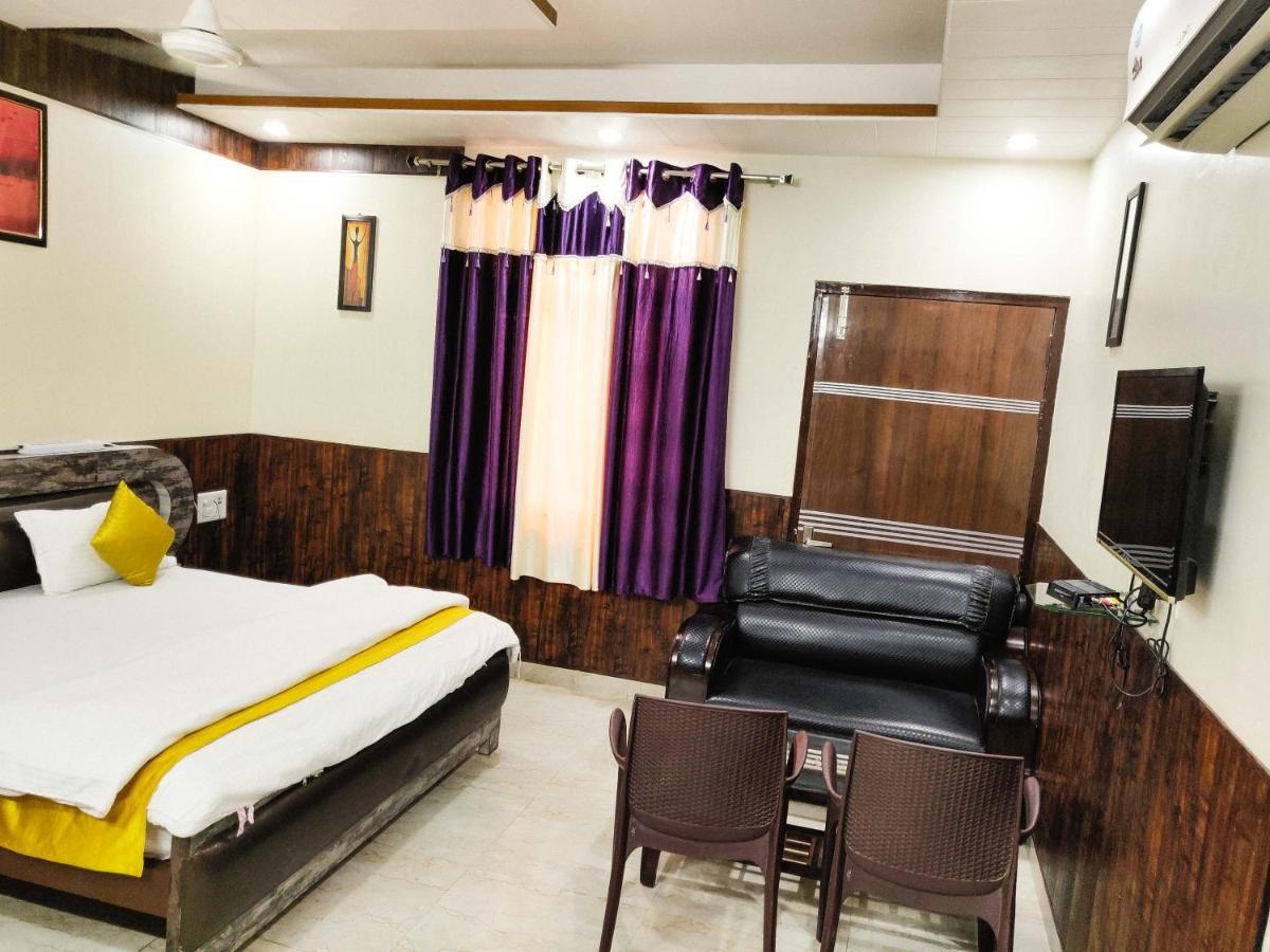 Rb宫殿酒店 Dhaulpur 外观 照片